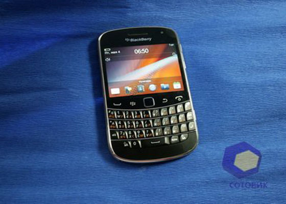 BlackBerry Bold 9900